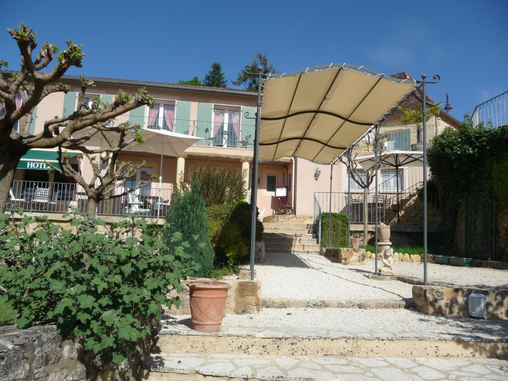 Hôtel-Restaurant Côté Rivage Badefols-sur-Dordogne Esterno foto