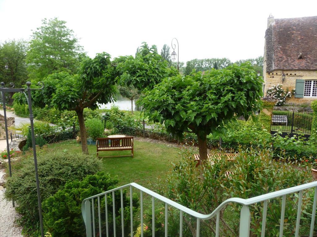 Hôtel-Restaurant Côté Rivage Badefols-sur-Dordogne Esterno foto