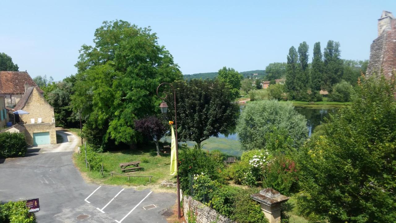 Hôtel-Restaurant Côté Rivage Badefols-sur-Dordogne Esterno foto